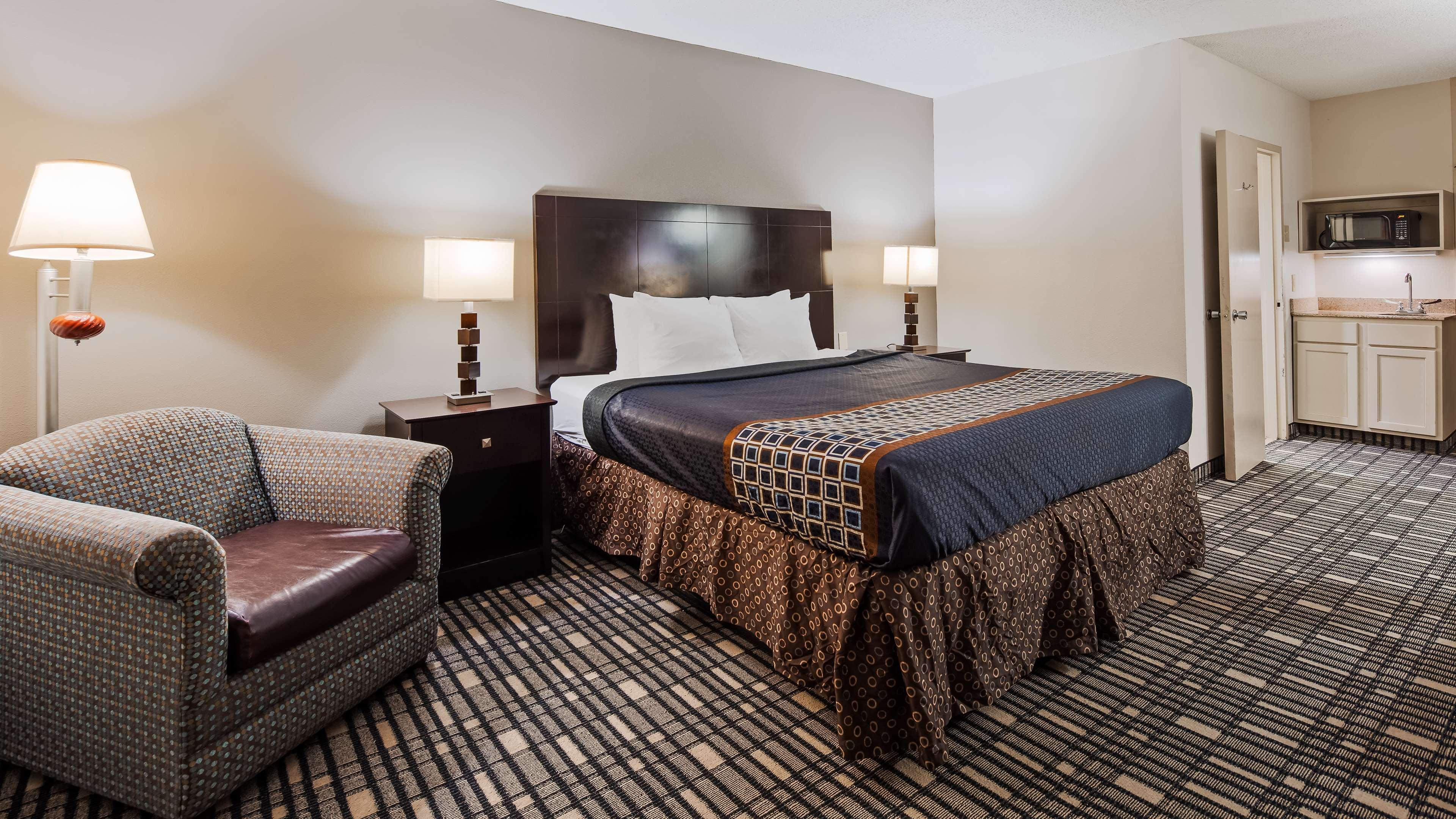 Best Western Plus Harrisburg East Inn&Suites Exterior foto
