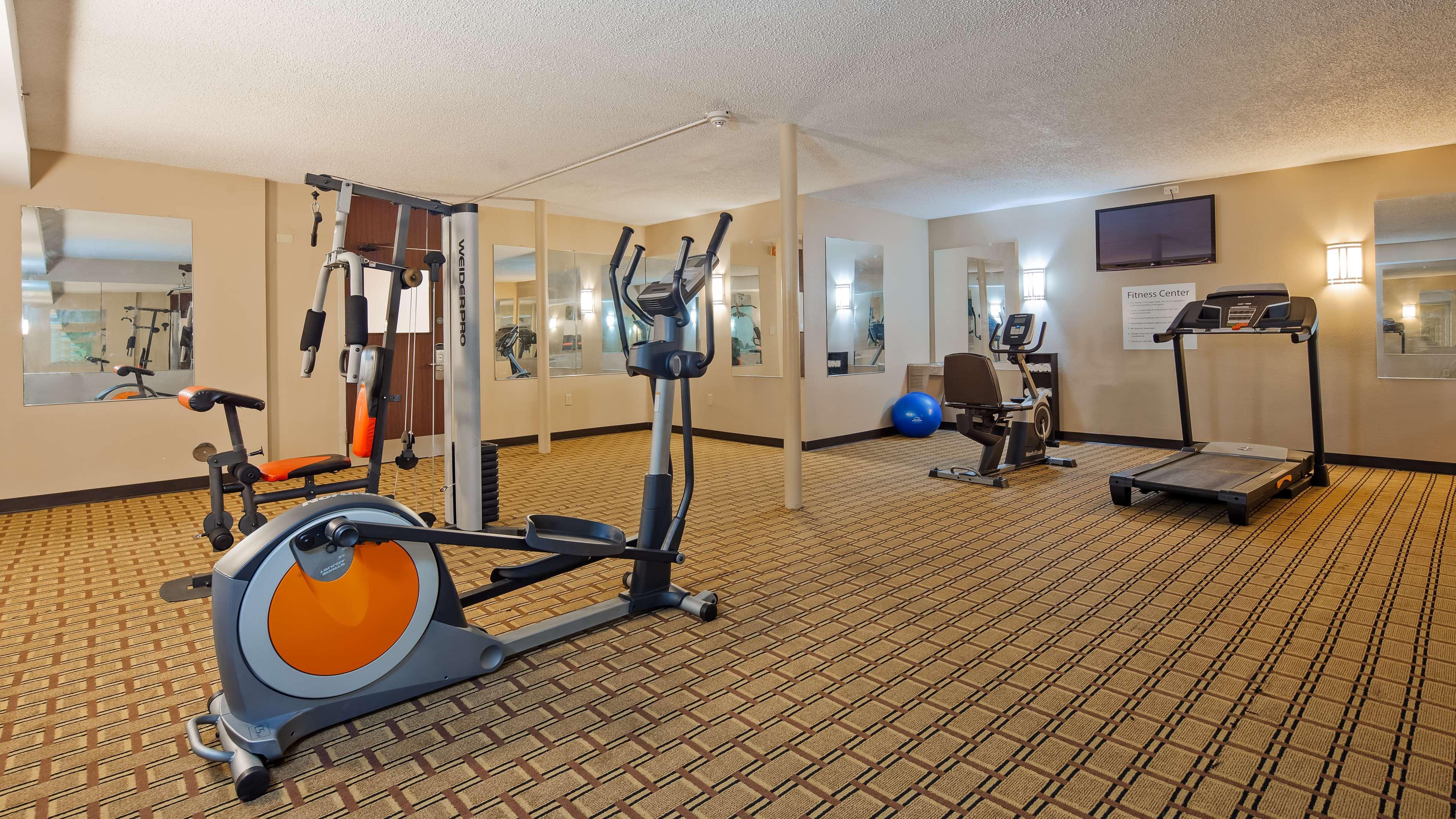 Best Western Plus Harrisburg East Inn&Suites Exterior foto