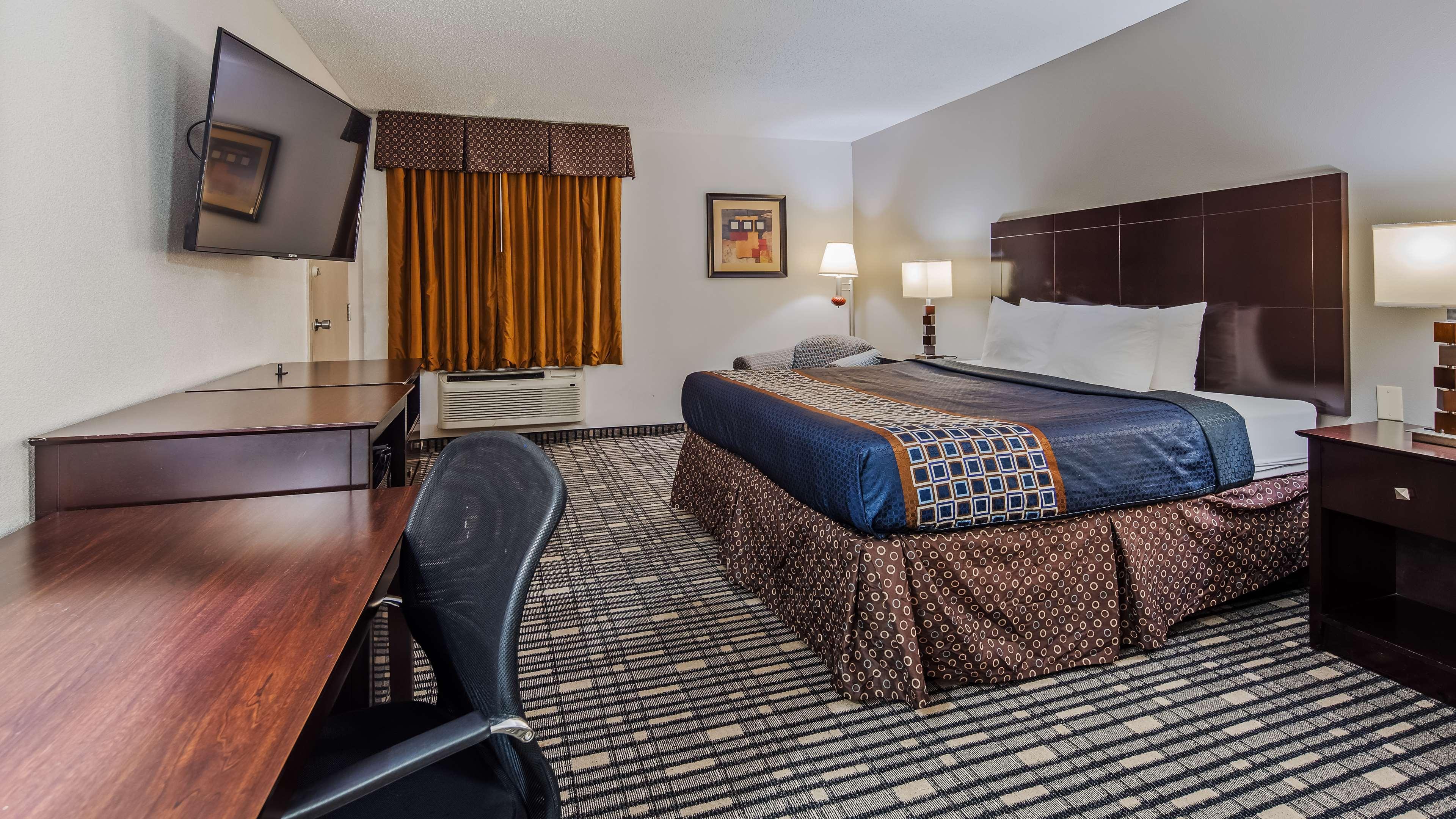 Best Western Plus Harrisburg East Inn&Suites Exterior foto