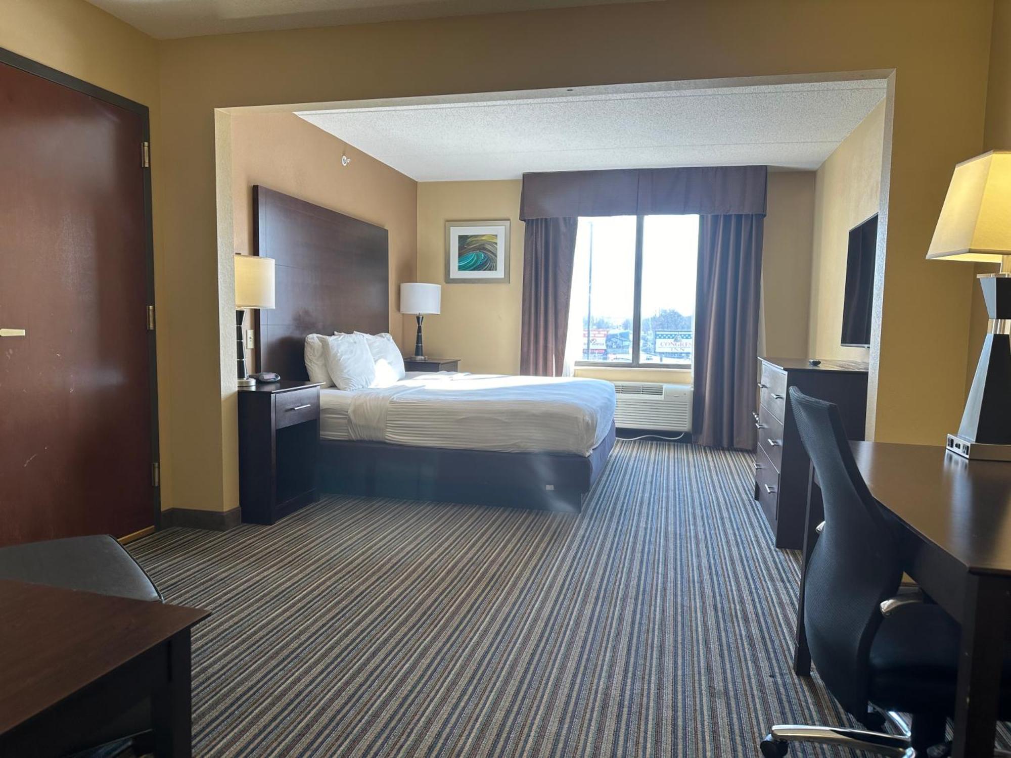Best Western Plus Harrisburg East Inn&Suites Exterior foto