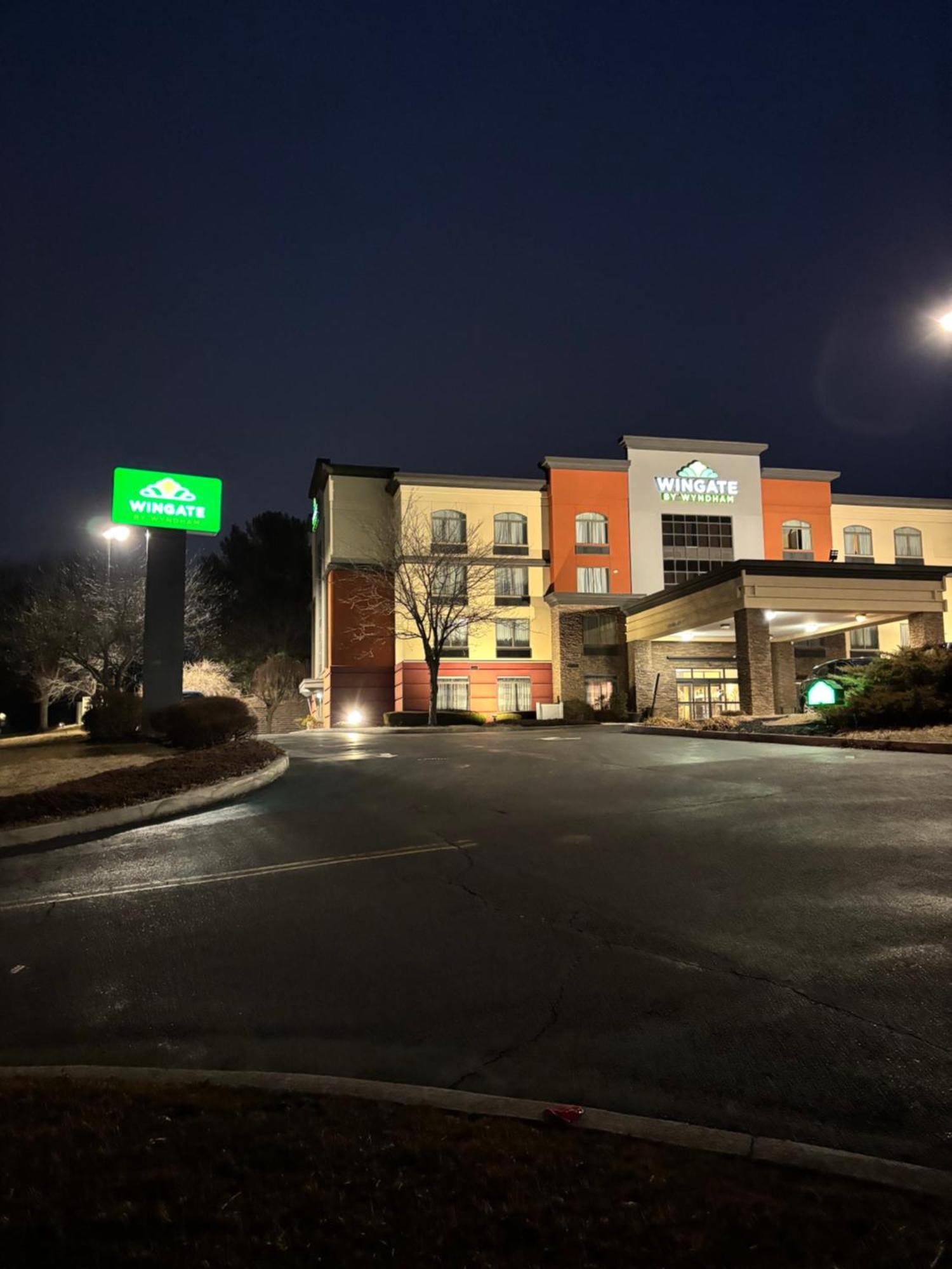 Best Western Plus Harrisburg East Inn&Suites Exterior foto