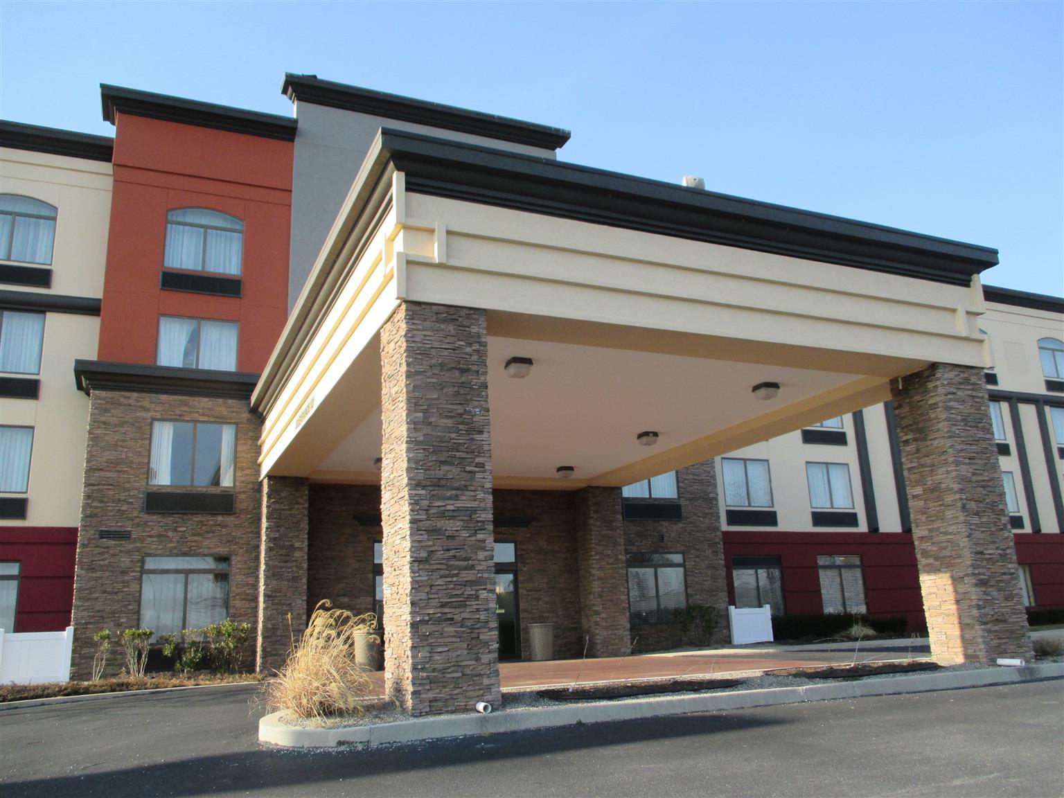 Best Western Plus Harrisburg East Inn&Suites Exterior foto